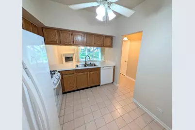 1339 Cranbrook Court, Schaumburg, IL 60193 - Photo 9