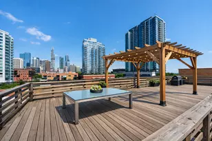 1727 S Indiana Ave, Chicago, IL 60616 - Photo 11