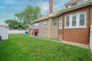 8126 S Chappel Ave, Chicago, IL 60617 - Photo 33