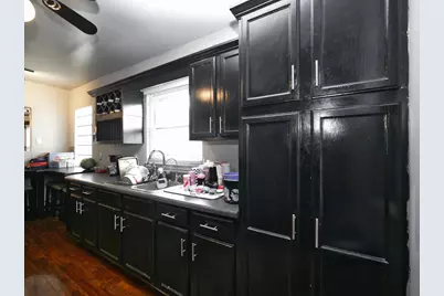 8126 S Chappel Avenue, Chicago, IL 60617 - Photo 11