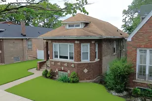 8126 S Chappel Ave, Chicago, IL 60617 - Photo 1
