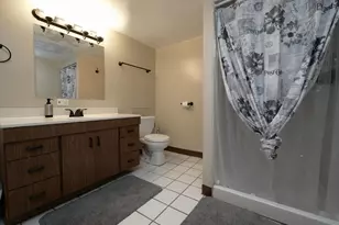 8126 S Chappel Ave, Chicago, IL 60617 - Photo 23