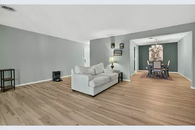 1111 E Jefferson Street #9, Bloomington, IL 61701 - Photo 5