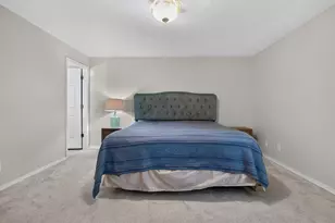 1111 E Jefferson St, Bloomington, IL 61701 - Photo 17