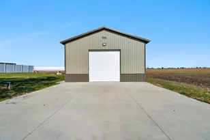 10739 E 3200 N Rd, Blackstone, IL 61313 - Photo 71