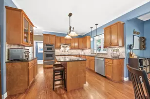 2816 Cordgrass Rd, Naperville, IL 60564 - Photo 9