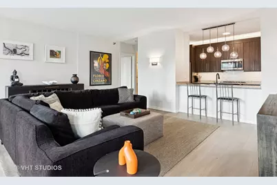 501 N Clinton Street #704, Chicago, IL 60654 - Photo 7
