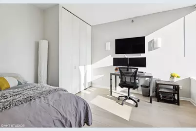 501 N Clinton Street #704, Chicago, IL 60654 - Photo 19