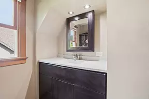 924 Prospect St, Dekalb, IL 60115 - Photo 17