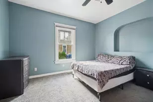 924 Prospect St, Dekalb, IL 60115 - Photo 13