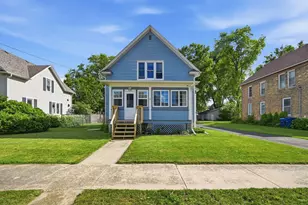 924 Prospect St, Dekalb, IL 60115 - Photo 3
