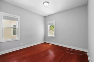 7351 W Barry Ave, Chicago, IL 60707 - Photo 15