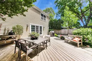 2241 Greenwood Ave, Wilmette, IL 60091 - Photo 25