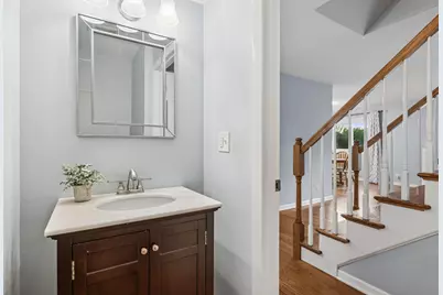 1534 Blackburn Street, Wheaton, IL 60189 - Photo 5
