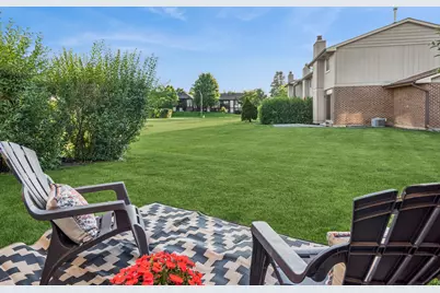 1534 Blackburn Street, Wheaton, IL 60189 - Photo 19