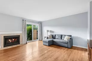1534 Blackburn St, Wheaton, IL 60189 - Photo 7