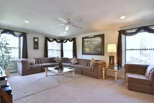7315 W Dickens Ave, Elmwood Park, IL 60707 - Photo 3