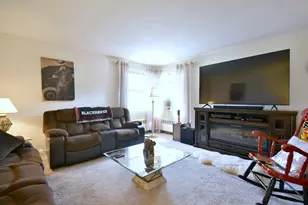 7315 W Dickens Ave, Elmwood Park, IL 60707 - Photo 9