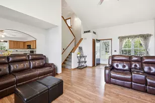 2054 Winding Lakes Dr, Plainfield, IL 60586 - Photo 5