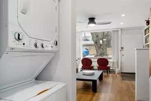 235 W Eugenie St, Chicago, IL 60614 - Photo 15