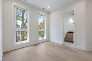 1442 W Fletcher St, Chicago, IL 60657 - Photo 31