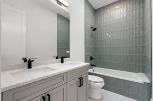 1442 W Fletcher St, Chicago, IL 60657 - Photo 35