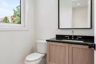 1442 W Fletcher St, Chicago, IL 60657 - Photo 33
