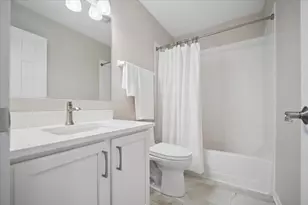 294 Larsdotter Ln, Geneva, IL 60134 - Photo 19