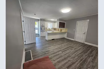 102 E High Street, Orangeville, IL 61060 - Photo 5