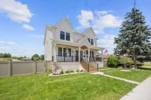 4510 Raymond Ave, Brookfield, IL 60513 - Photo 3