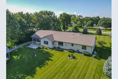 415 E Southmor Road, Morris, IL 60450 - Photo 11