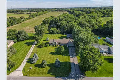 415 E Southmor Road, Morris, IL 60450 - Photo 5