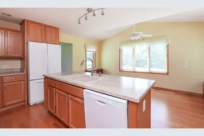 415 E Southmor Road, Morris, IL 60450 - Photo 21