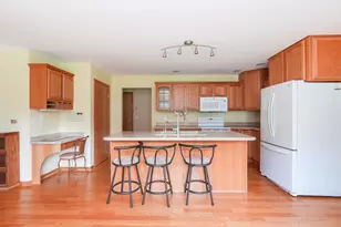 415 E Southmor Rd, Morris, IL 60450 - Photo 19