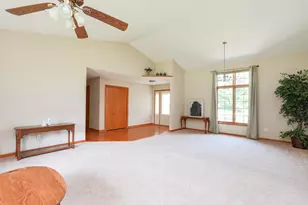 415 E Southmor Rd, Morris, IL 60450 - Photo 17
