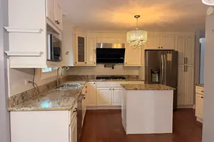 2904 Scottish Pine Ct, Buffalo Grove, IL 60089 - Photo 7