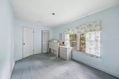 253 Northwood Road, Riverside, IL 60546 - Photo 23