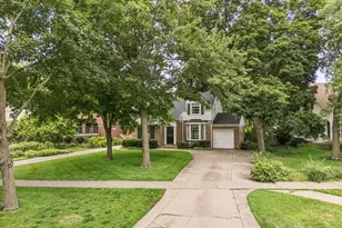 253 Northwood Rd, Riverside, IL 60546 - Photo 33
