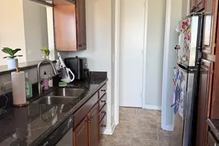 2626 N Lakeview Ave, Chicago, IL 60614 - Photo 7