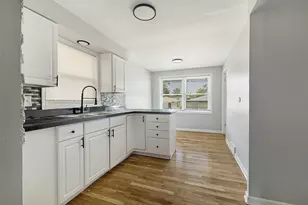 11610 S Aberdeen St, Chicago, IL 60643 - Photo 7