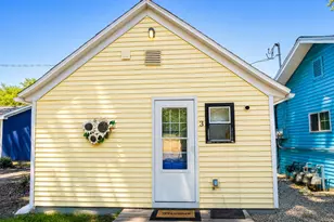 27717 W Grass Lake Dr, Spring Grove, IL 60081 - Photo 5
