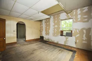108 W 1st S St, Mount Olive, IL 62069 - Photo 7