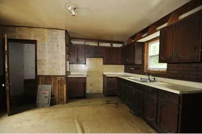108 W 1st South Street, Mount Olive, IL 62069 - Photo 17
