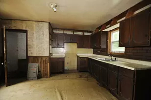 108 W 1st S St, Mount Olive, IL 62069 - Photo 17