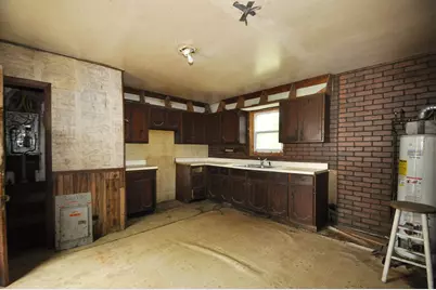 108 W 1st South Street, Mount Olive, IL 62069 - Photo 15