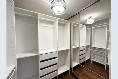 4249 N Kolmar Avenue #4249, Chicago, IL 60641 - Photo 11