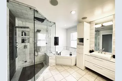 4249 N Kolmar Avenue #4249, Chicago, IL 60641 - Photo 9