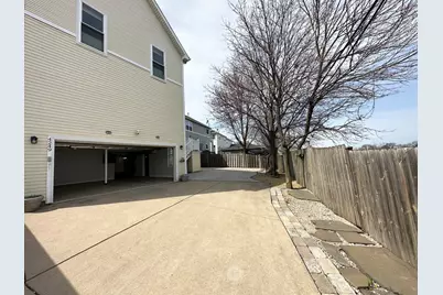 4249 N Kolmar Avenue #4249, Chicago, IL 60641 - Photo 33