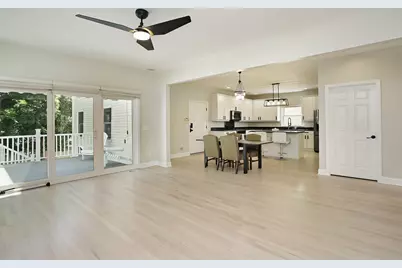 4249 N Kolmar Avenue #4249, Chicago, IL 60641 - Photo 5