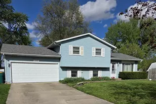 1002 Loren Dr, Joliet, IL 60431 - Photo 1